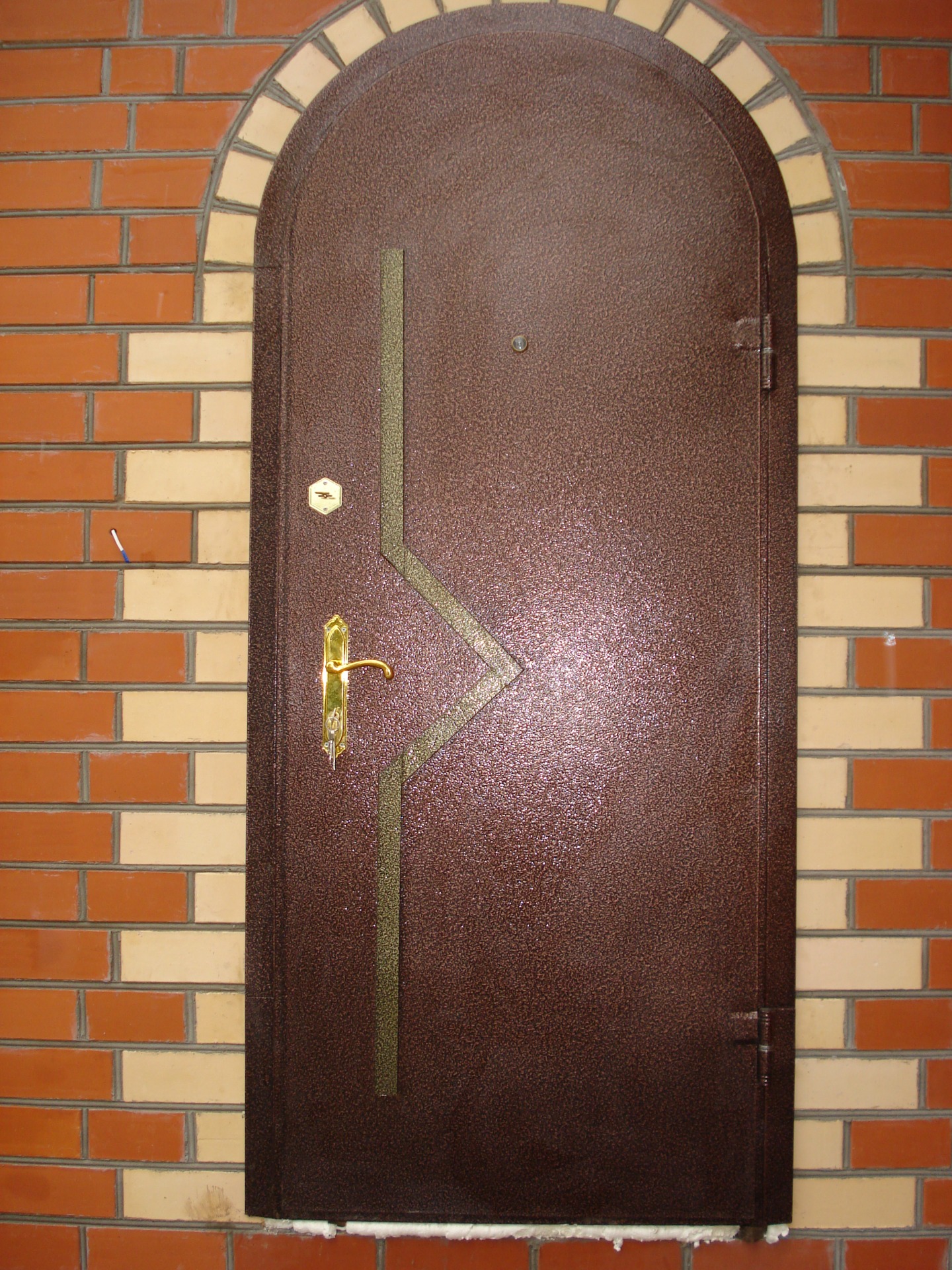 Металлическая входная дверь